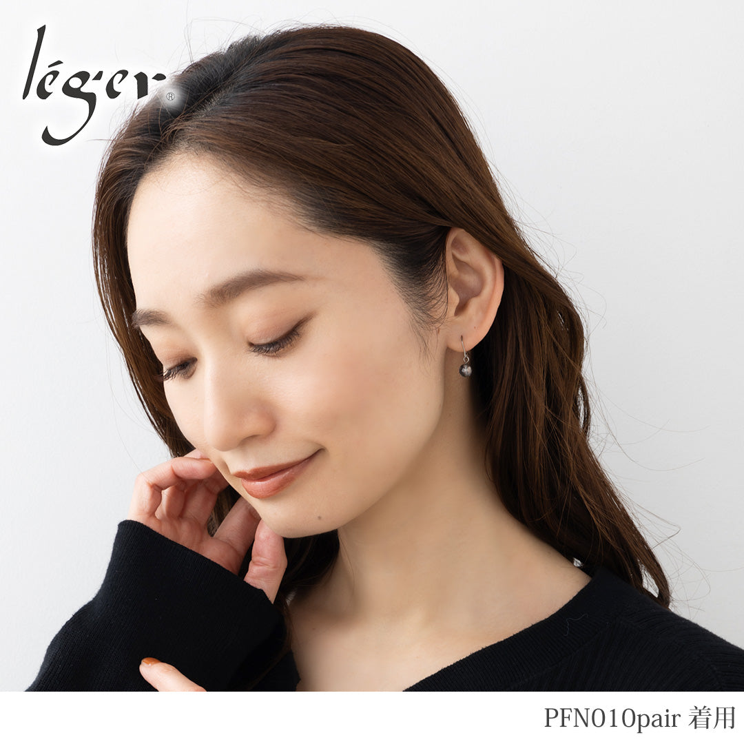 純チタン ピアス シルバーフラッシュクリスタル ラウンドカット 6mm 両耳 フック PFN010pair