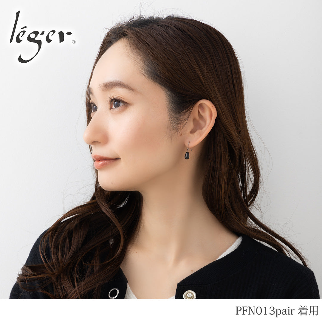 純チタン ピアス オニキス ドロップ 9×6mm 両耳 フックPFN013pair