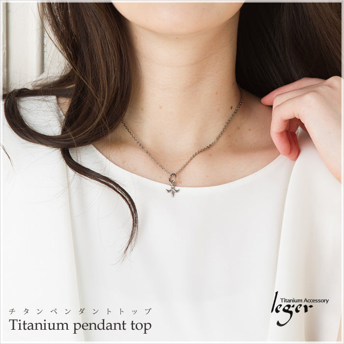 純チタンペンダントトップ ゆり IPグレー T37G